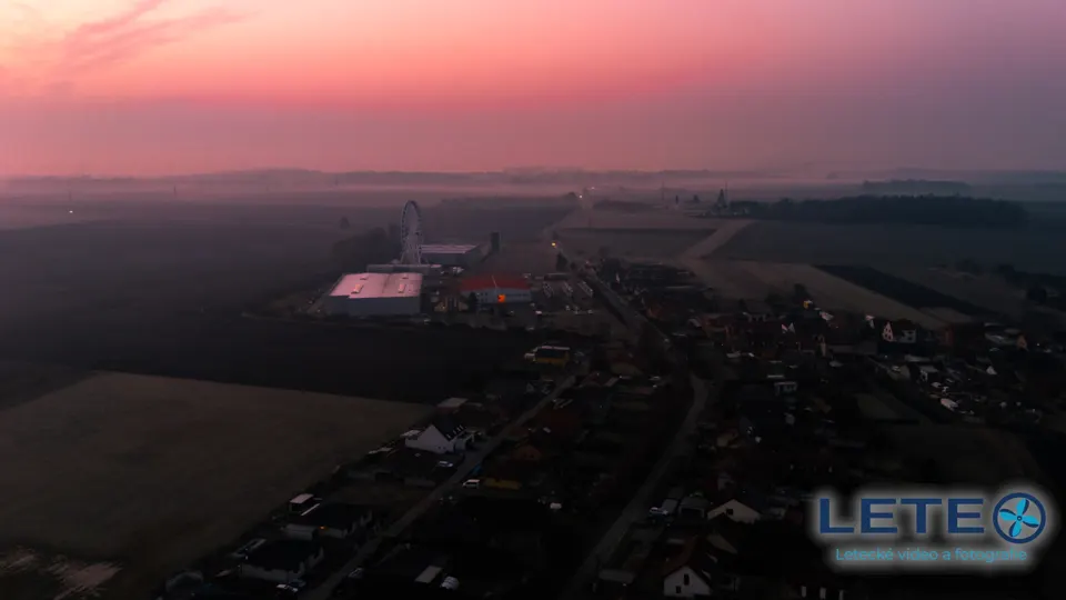 Letecké foto krajiny při východu slunce, Otmarov, Vyškovsko